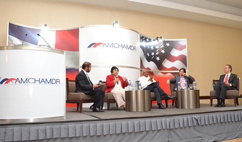 La Transformación Digital de la República Dominicana: un esfuerzo público-privado-académico, tema seminario de AMCHAMDR