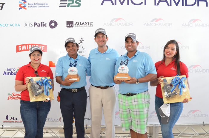 Roy Galvan y Roy Galvan (hijo) ganan la III COPA ANIVERSARIO AMCHAMDR 2016